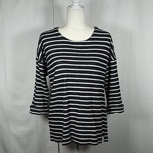03151 Coldwater Creek navy & white striped textured cotton top M